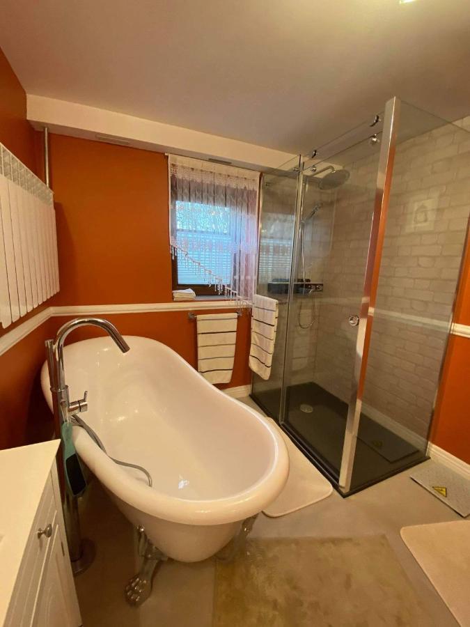 Apartamenty U Basi Lesnica  Экстерьер фото